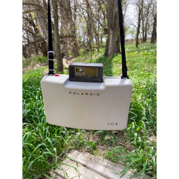 Vintage 1960s Polaroid 104 Land Camera Untested Collectible Decor - Picture 2 of 16